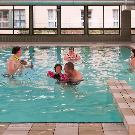 Adagio Val D'europe Pres De Disneyland Paris סאריס