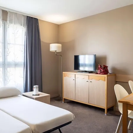 Adagio Val D'europe Pres De Disneyland Paris Aparthotel 3*