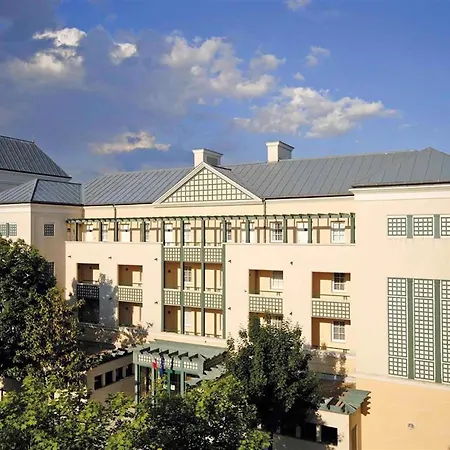 Adagio Val D'europe Pres De Disneyland Paris 3*