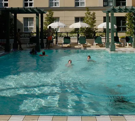 Aparthotel Adagio Val D'europe Près De Disneyland Paris 3*
